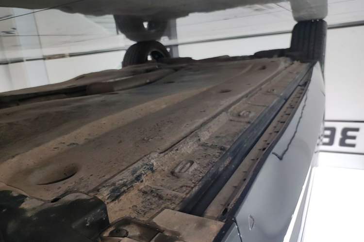 Used Volkswagen Tiguan L 2024 330TSI Automatic Two-Wheel Drive R-Line Enhanced Edition Right Side Sill