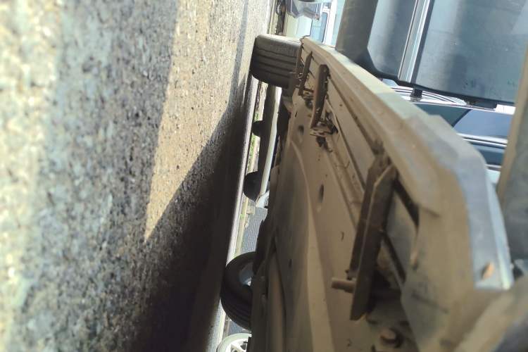 Used Volkswagen Tiguan L 2024 330TSI Automatic Two-Wheel Drive R-Line Enhanced Edition Right Side Sill