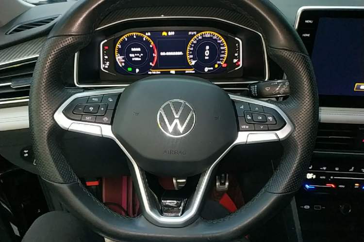 Used Volkswagen Tiguan L 2024 330TSI Automatic Two-Wheel Drive R-Line Enhanced Edition Steering Wheel