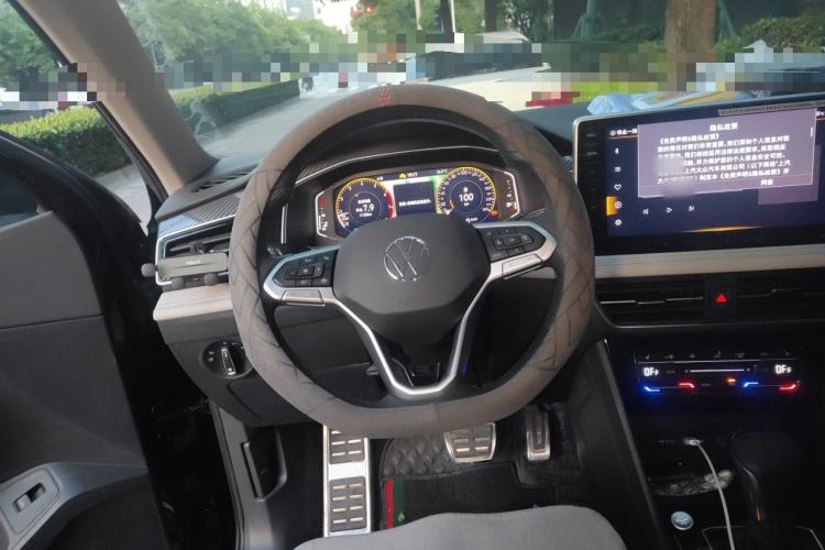 Used Volkswagen Tiguan L 2024 330TSI Automatic Two-Wheel Drive R-Line Enhanced Edition Steering Wheel