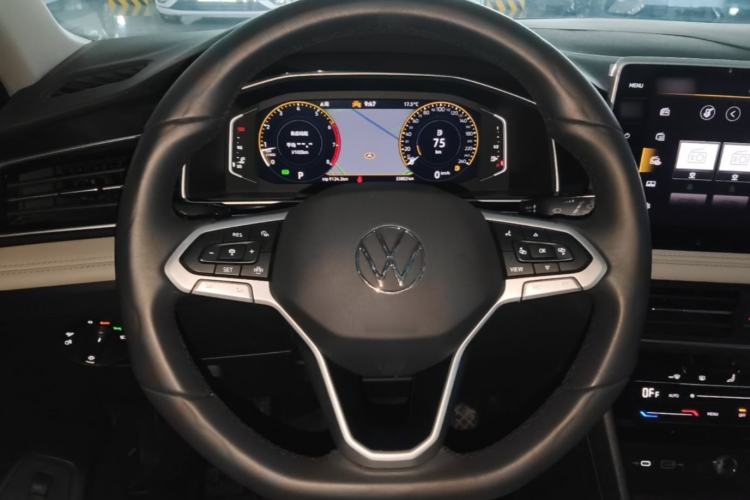 Used Volkswagen Tiguan L 2024 300TSI Automatic Two-Wheel Drive Smart Edition Steering Wheel