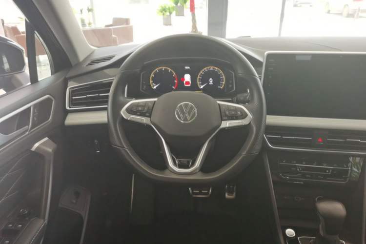 Used Volkswagen Tiguan L 2024 330TSI Automatic Two-Wheel Drive R-Line Enhanced Edition Steering Wheel