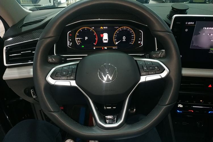 Used Volkswagen Tiguan L 2024 330TSI Automatic Two-Wheel Drive R-Line Enhanced Edition Steering Wheel