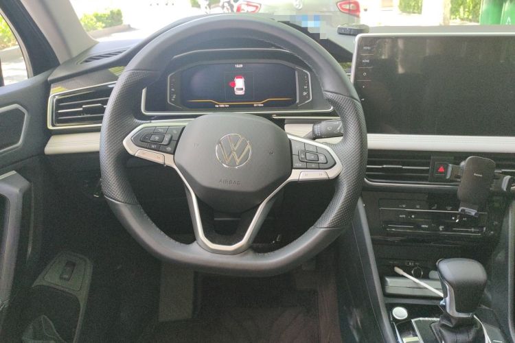 Used Volkswagen Tiguan L 2024 300TSI Automatic Two-Wheel Drive Smart Edition Steering Wheel