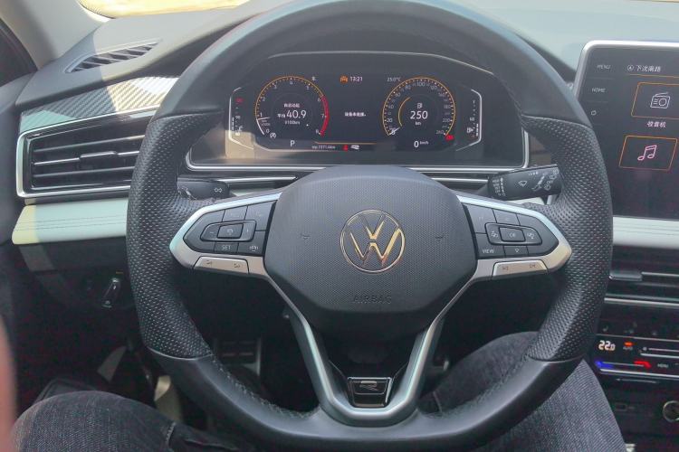 Used Volkswagen Tiguan L 2024 330TSI Automatic Two-Wheel Drive R-Line Enhanced Edition Steering Wheel