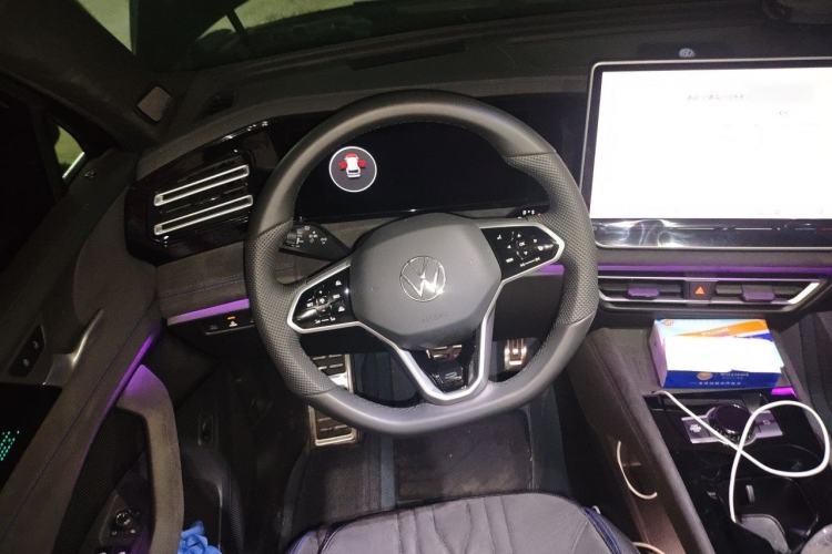 Used Volkswagen Tiguan L 2024 PRO 380TSI Four-Wheel Drive R-Line Prestige Edition Steering Wheel