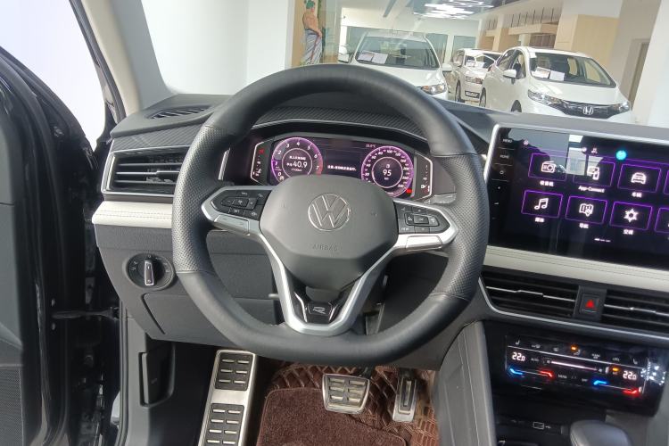 Used Volkswagen Tiguan L 2024 330TSI Automatic Two-Wheel Drive R-Line Enhanced Edition Steering Wheel