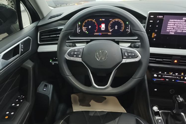 Used Volkswagen Tiguan L 2024 300TSI Automatic Two-Wheel Drive Smart Edition Steering Wheel