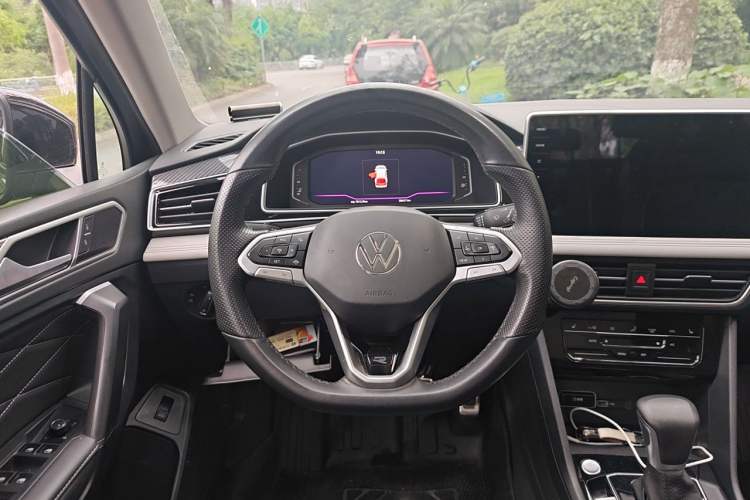 Used Volkswagen Tiguan L 2024 330TSI Automatic Two-Wheel Drive R-Line Enhanced Edition Steering Wheel