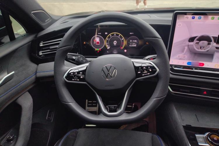 Used Volkswagen Tiguan L 2024 PRO 380TSI Four-Wheel Drive R-Line Prestige Edition Steering Wheel