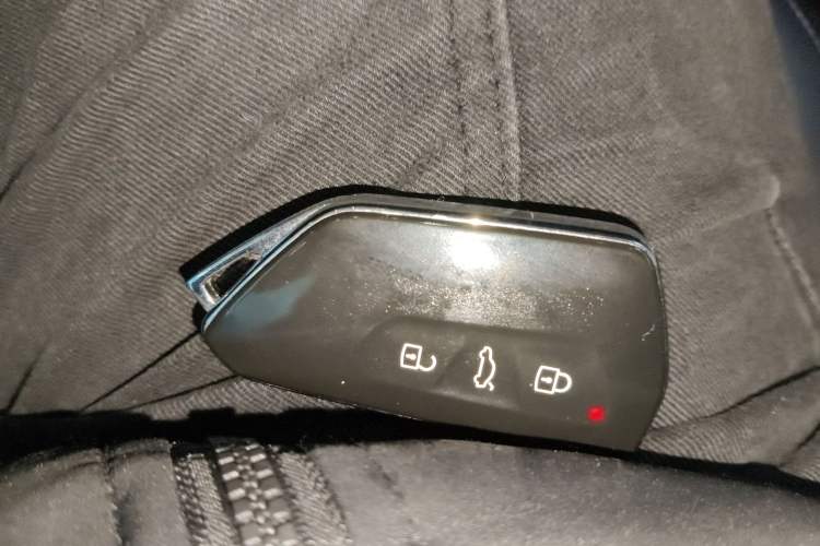 Used Volkswagen Tiguan L 2024 PRO 330TSI Two-Wheel Drive Smart Drive Edition Vehicle Key
