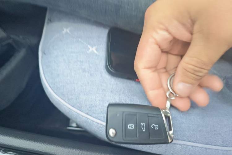 Used Volkswagen Tiguan L 2024 330TSI Automatic Two-Wheel Drive R-Line Enhanced Edition Vehicle Key