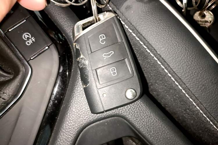 Used Volkswagen Tiguan L 2024 330TSI Automatic Two-Wheel Drive R-Line Enhanced Edition Vehicle Key