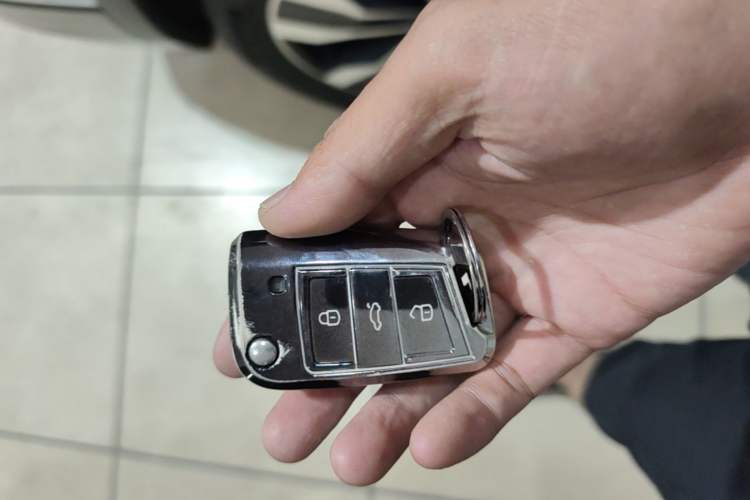 Used Volkswagen Tiguan L 2024 330TSI Automatic Two-Wheel Drive R-Line Enhanced Edition Vehicle Key