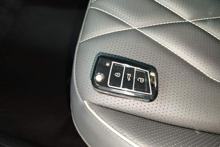 Used Volkswagen Tiguan L 2024 330TSI Automatic Two-Wheel Drive R-Line Enhanced Edition Vehicle Key