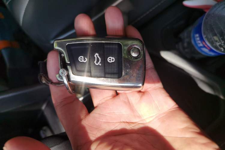 Used Volkswagen Tiguan L 2024 330TSI Automatic Two-Wheel Drive R-Line Enhanced Edition Vehicle Key