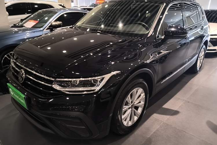 Used Volkswagen Tiguan L 2024 Outstanding Model 300TSI Automatic Two-Wheel Drive Longteng Edition Guazi used car, China used car export, Used car for sale, Used  cars, Cheapest cars for sale