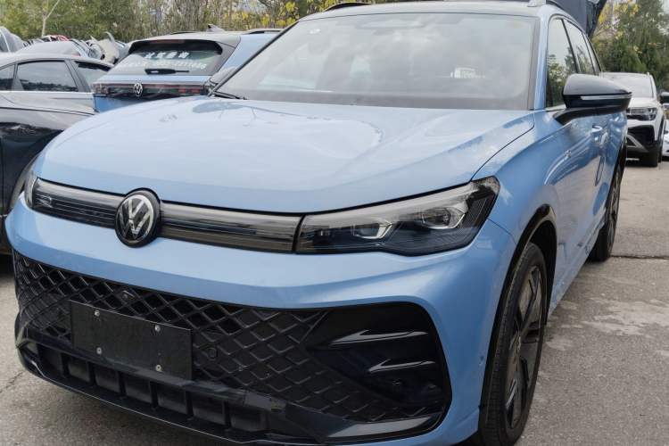 Used Volkswagen Tiguan L 2024 PRO 380TSI Four-Wheel Drive R-Line Prestige Edition Guazi used car, China used car export, Used car for sale, Used cars, Cheapest cars for sale