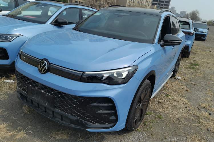 Used Volkswagen Tiguan L 2024 PRO 380TSI Four-Wheel Drive R-Line Prestige Edition Guazi used car, China used car export, Used car for sale, Used  cars, Cheapest cars for sale