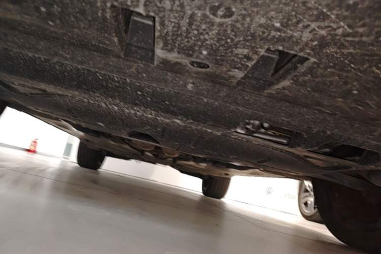Used Volkswagen Tiguan L 2024 PRO 380TSI Four-Wheel Drive R-Line Prestige Edition Chassis Front