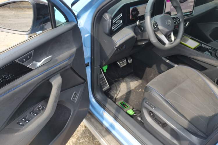 Used Volkswagen Tiguan L 2024 PRO 380TSI Four-Wheel Drive R-Line Prestige Edition Driver Seat