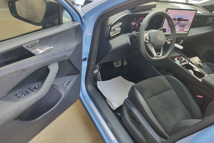 Used Volkswagen Tiguan L 2024 PRO 380TSI Four-Wheel Drive R-Line Prestige Edition Driver Seat