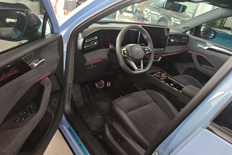 Used Volkswagen Tiguan L 2024 PRO 380TSI Four-Wheel Drive R-Line Prestige Edition Driver Seat