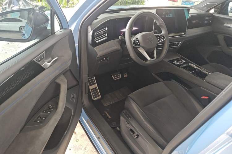 Used Volkswagen Tiguan L 2024 PRO 380TSI Four-Wheel Drive R-Line Prestige Edition Driver Seat