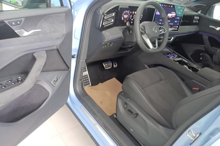 Used Volkswagen Tiguan L 2024 PRO 380TSI Four-Wheel Drive R-Line Prestige Edition Driver Seat