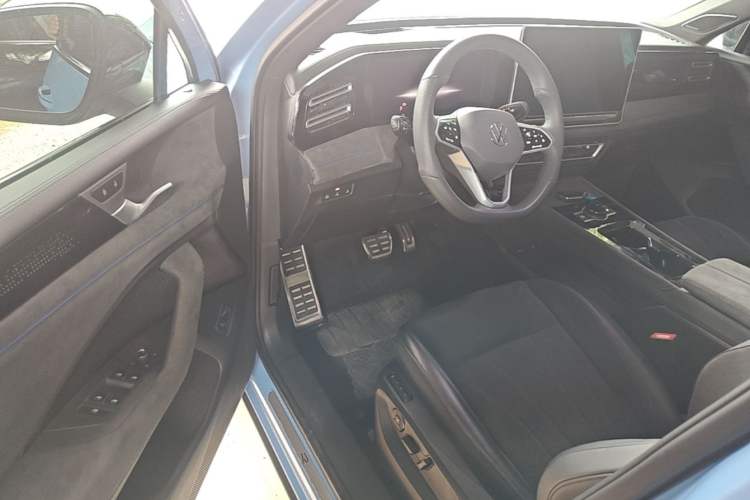 Used Volkswagen Tiguan L 2024 PRO 380TSI Four-Wheel Drive R-Line Prestige Edition Driver Seat