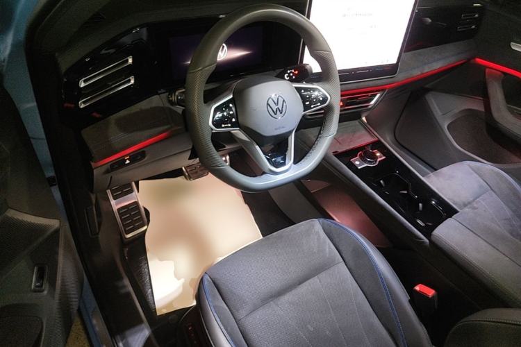 Used Volkswagen Tiguan L 2024 PRO 380TSI Four-Wheel Drive R-Line Prestige Edition Driver Seat