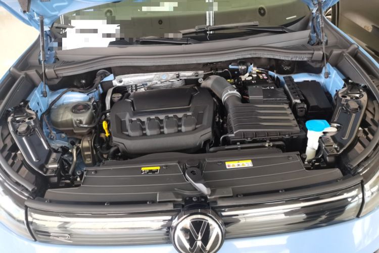 Used Volkswagen Tiguan L 2024 PRO 380TSI Four-Wheel Drive R-Line Prestige Edition Engine Bay