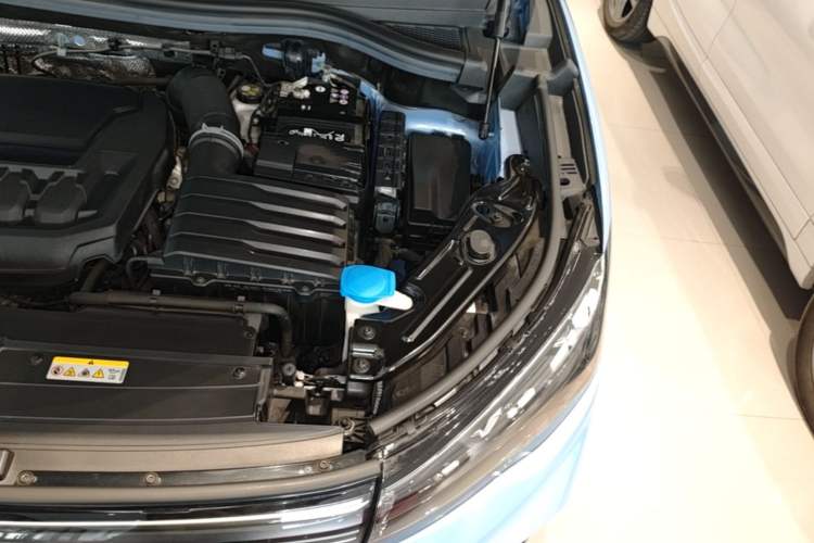 Used Volkswagen Tiguan L 2024 PRO 380TSI Four-Wheel Drive R-Line Prestige Edition Engine Bay Left