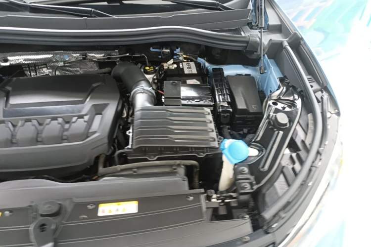 Used Volkswagen Tiguan L 2024 PRO 380TSI Four-Wheel Drive R-Line Prestige Edition Engine Bay Left