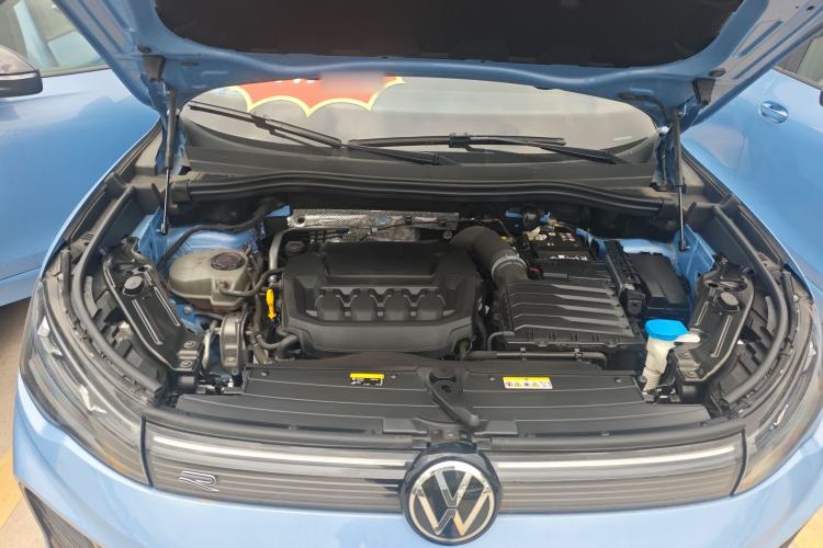 Used Volkswagen Tiguan L 2024 PRO 380TSI Four-Wheel Drive R-Line Prestige Edition Engine Bay
