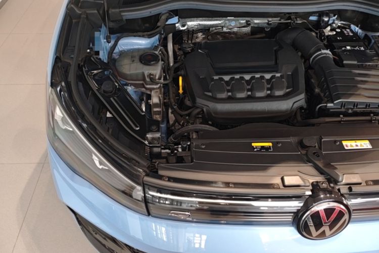 Used Volkswagen Tiguan L 2024 PRO 380TSI Four-Wheel Drive R-Line Prestige Edition Engine Bay Right