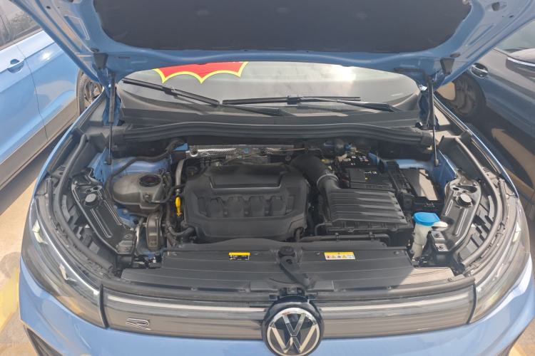 Used Volkswagen Tiguan L 2024 PRO 380TSI Four-Wheel Drive R-Line Prestige Edition Engine Bay