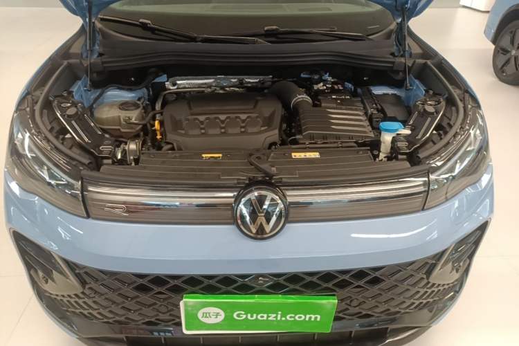 Used Volkswagen Tiguan L 2024 PRO 380TSI Four-Wheel Drive R-Line Prestige Edition Engine Bay