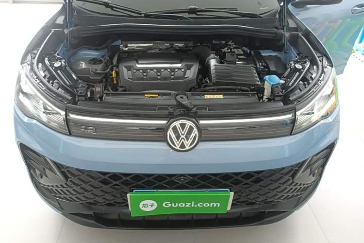 Used Volkswagen Tiguan L 2024 PRO 380TSI Four-Wheel Drive R-Line Prestige Edition Engine Bay