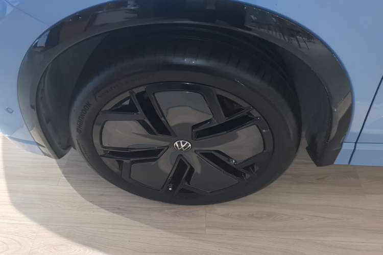 Used Volkswagen Tiguan L 2024 PRO 380TSI Four-Wheel Drive R-Line Prestige Edition Exterior 4