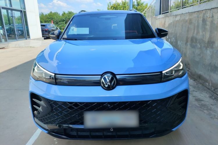 Used Volkswagen Tiguan L 2024 PRO 380TSI Four-Wheel Drive R-Line Prestige Edition Front
