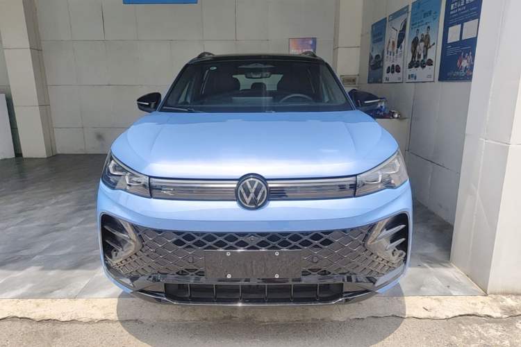 Used Volkswagen Tiguan L 2024 PRO 380TSI Four-Wheel Drive R-Line Prestige Edition Front