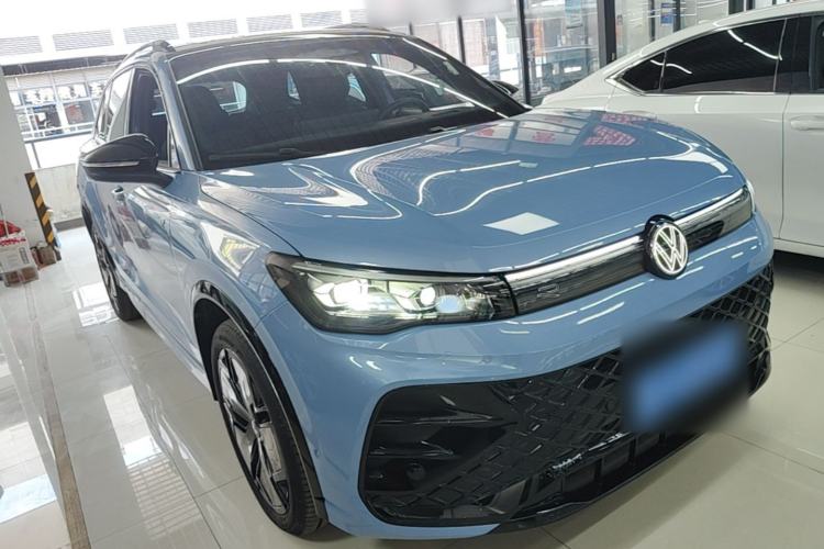 Used Volkswagen Tiguan L 2024 PRO 380TSI Four-Wheel Drive R-Line Prestige Edition Front Right 45 Deg