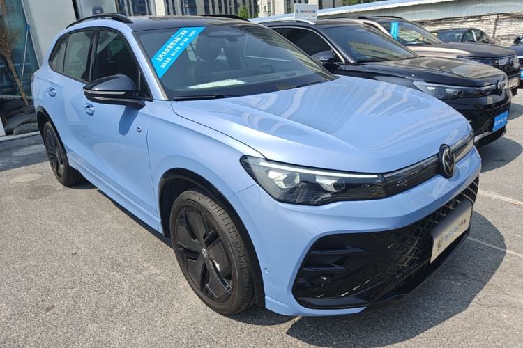 Used Volkswagen Tiguan L 2024 PRO 380TSI Four-Wheel Drive R-Line Prestige Edition Front Right 45 Deg