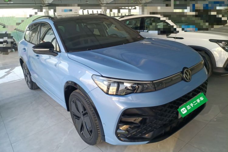 Used Volkswagen Tiguan L 2024 PRO 380TSI Four-Wheel Drive R-Line Prestige Edition Front Right 45 Deg