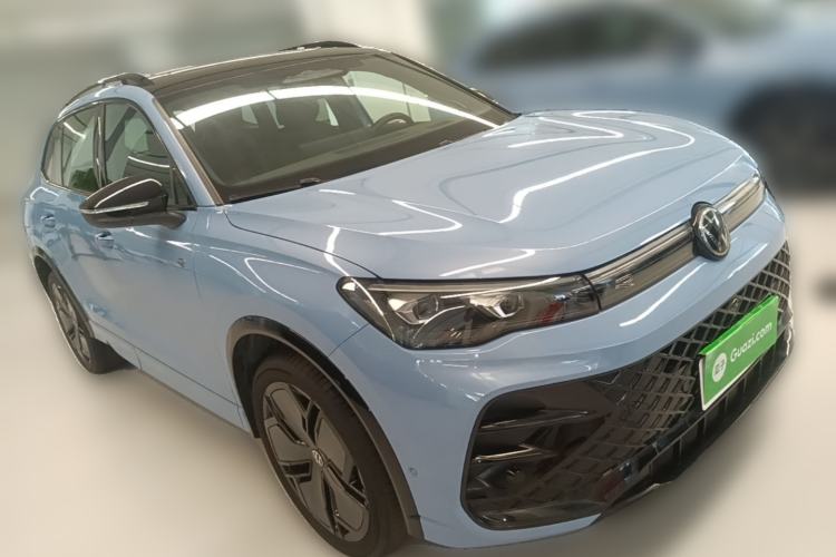 Used Volkswagen Tiguan L 2024 PRO 380TSI Four-Wheel Drive R-Line Prestige Edition Front Right 45 Deg