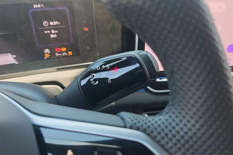 Used Volkswagen Tiguan L 2024 PRO 380TSI Four-Wheel Drive R-Line Prestige Edition Gear Lever