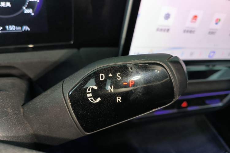 Used Volkswagen Tiguan L 2024 PRO 380TSI Four-Wheel Drive R-Line Prestige Edition Gear Lever