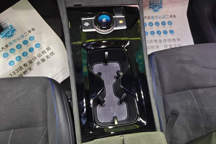 Used Volkswagen Tiguan L 2024 PRO 380TSI Four-Wheel Drive R-Line Prestige Edition Gear Lever