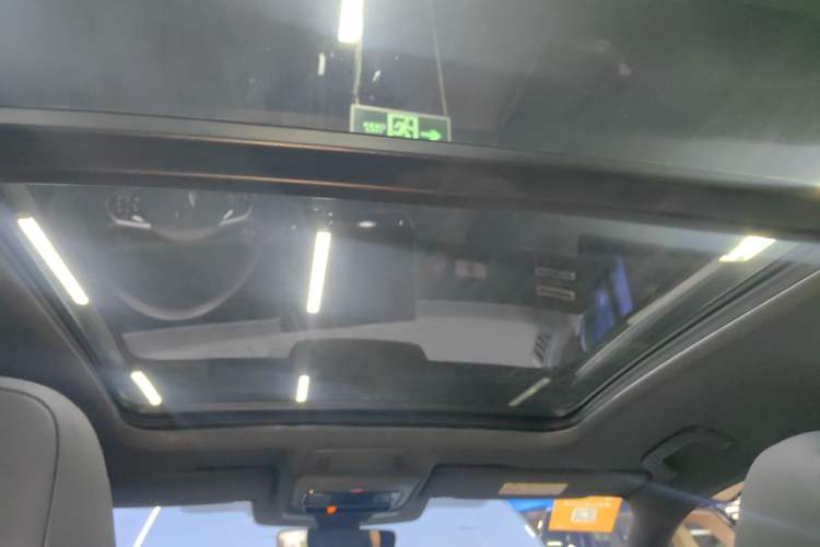 Used Volkswagen Tiguan L 2024 PRO 380TSI Four-Wheel Drive R-Line Prestige Edition Headliner